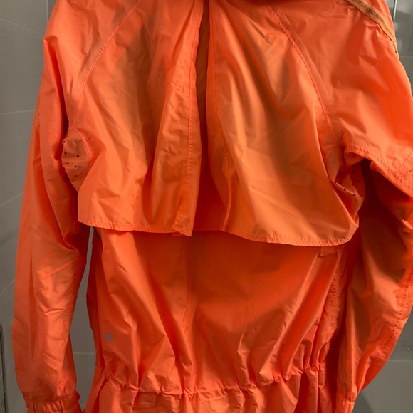 Lululemon Athletica Rain Jacket - Picture 8 of 8